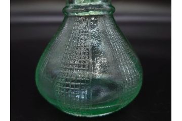 当時物　醤油差し　プレスガラス　時代を重ねた趣あるガラス瓶5点セット(オリンピック、五輪、醤油瓶、しょうゆ差し、調味料入れ、ソース、硝子、和ガラス)(R-082896)