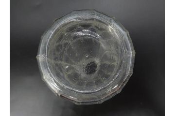 昭和初期　プレスガラス　上品なデザインが魅力のガラス瓶5点セット(バーマカレー、醤油瓶、調味料入れ、硝子)(R-082897)