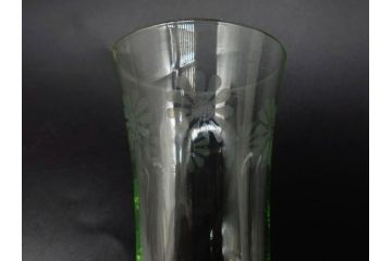 大正〜昭和初期　ウランガラス　美しい色合いが魅力のコップ4客セット(グラス、花模様、硝子、和ガラス)(R-082898)