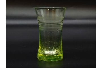 大正〜昭和初期　ウランガラス　美しい色合いが魅力のコップ4客セット(グラス、花模様、硝子、和ガラス)(R-082898)