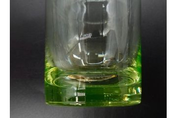 大正〜昭和初期　ウランガラス　美しい色合いが魅力のコップ4客セット(グラス、花模様、硝子、和ガラス)(R-082898)