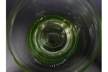 大正〜昭和初期　ウランガラス　美しい色合いが魅力のコップ4客セット(グラス、花模様、硝子、和ガラス)(R-082898)