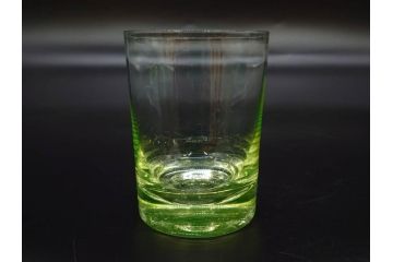 大正〜昭和初期　ウランガラス　美しい色合いが魅力のコップ4客セット(グラス、花模様、硝子、和ガラス)(R-082898)