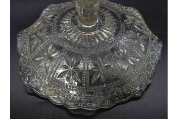 大正〜昭和初期　プレスガラス　和ガラス　気品ある空間に演出するコンポート3点セット(フルーツボウル、果物入れ、デザートディッシュ、タッツア、硝子)(R-082900)