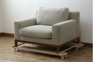 中古　美品　旭川家具　CONDE HOUSE(カンディハウス)　川上元美デザイン　クォード　ウォールナット　落ち着いた雰囲気が素敵な1Pソファ(椅子、イス、アームチェア、一人掛け、1人掛けソファ)(現行定価約66万円)(R-082905)