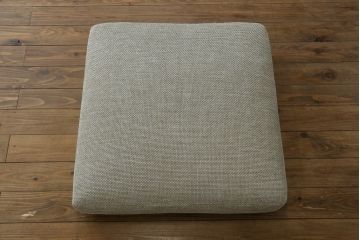 中古　美品　旭川家具　CONDE HOUSE(カンディハウス)　川上元美デザイン　クォード　ウォールナット　落ち着いた雰囲気が素敵な1Pソファ(椅子、イス、アームチェア、一人掛け、1人掛けソファ)(現行定価約66万円)(R-082905)