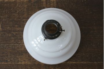 和製アンティーク　昭和初期〜中期　希少デザイン　立体的に重なるフォルムが魅力のレトロな天井照明カバー(ペンダントライトカバー、吊り下げ照明カバー、シェード、電笠)(R-082907)