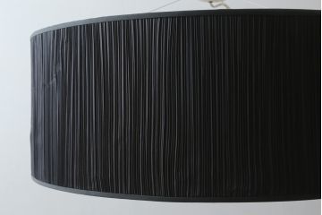 中古　美品　YAMAGIWA(ヤマギワ)　ペンダント照明　BAUMN(バウム)　サークルΦ800mm　ブラックプリーツ加工のエレガントな風合いが魅力のペンダントライト(天井照明、吊り下げ照明)(定価約24万円)(R-082910)