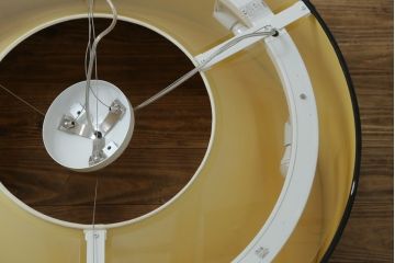 中古　美品　YAMAGIWA(ヤマギワ)　ペンダント照明　BAUMN(バウム)　サークルΦ800mm　ブラックプリーツ加工のエレガントな風合いが魅力のペンダントライト(天井照明、吊り下げ照明)(定価約24万円)(R-082910)