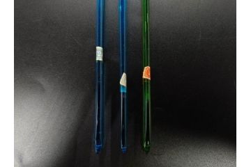 戦前　当時物　ガラス製　捻りキセル　簪　マドラー?　レトロな佇まいのキセル・ペン・かんざしなどまとめて9点セット(花、煙管、筆記具、複写ペン、硝子棒、髪飾り、和装小物、アクセサリー)(R-082917)