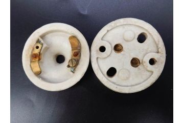 当時物　白磁　菊型　レトロな空間を演出する碍子17点セット(ローゼット、電笠、電灯、照明器具、電材)(R-082919)