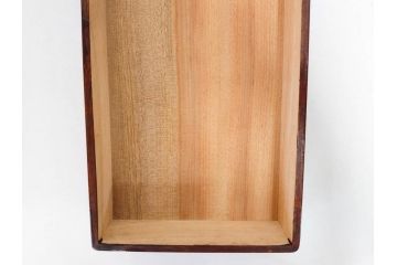 アンティーク雑貨　昭和中期　クスノキ材　蒔絵　格式高い佇まいの収納箱(木箱、金彩、漆、漆器、小物入れ、唐草)(R-082926)