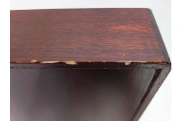アンティーク雑貨　昭和中期　クスノキ材　蒔絵　格式高い佇まいの収納箱(木箱、金彩、漆、漆器、小物入れ、唐草)(R-082926)