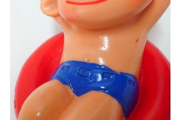 エーザイ　トラベルミン坊や　浮き輪　レトロな雰囲気の貯金箱(人形、コインバンク、ソフビ、置物)(R-082928)