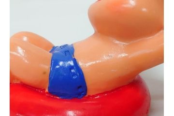 エーザイ　トラベルミン坊や　浮き輪　レトロな雰囲気の貯金箱(人形、コインバンク、ソフビ、置物)(R-082928)