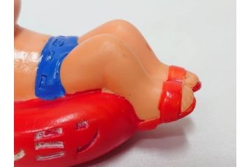 エーザイ　トラベルミン坊や　浮き輪　レトロな雰囲気の貯金箱(人形、コインバンク、ソフビ、置物)(R-082928)