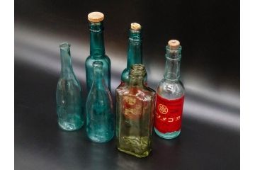 大正〜昭和初期　レトロ　エンボス　時を重ねた味わ深いガラス瓶6点セット(ソースボトル、白玉、三ツ矢、カゴメ、フマキラー、和ガラス、硝子、ビン、ボトル、花瓶、花入、花生、花器、一輪挿し)(R-082931)
