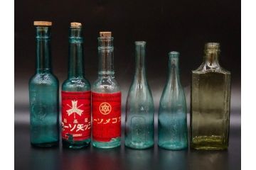 大正〜昭和初期　レトロ　エンボス　時を重ねた味わ深いガラス瓶6点セット(ソースボトル、白玉、三ツ矢、カゴメ、フマキラー、和ガラス、硝子、ビン、ボトル、花瓶、花入、花生、花器、一輪挿し)(R-082931)