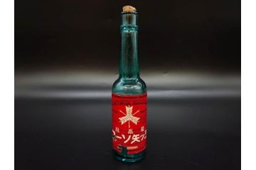 大正〜昭和初期　レトロ　エンボス　時を重ねた味わ深いガラス瓶6点セット(ソースボトル、白玉、三ツ矢、カゴメ、フマキラー、和ガラス、硝子、ビン、ボトル、花瓶、花入、花生、花器、一輪挿し)(R-082931)