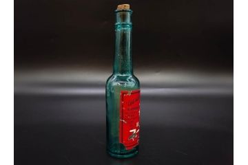 大正〜昭和初期　レトロ　エンボス　時を重ねた味わ深いガラス瓶6点セット(ソースボトル、白玉、三ツ矢、カゴメ、フマキラー、和ガラス、硝子、ビン、ボトル、花瓶、花入、花生、花器、一輪挿し)(R-082931)