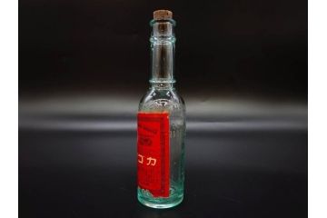 大正〜昭和初期　レトロ　エンボス　時を重ねた味わ深いガラス瓶6点セット(ソースボトル、白玉、三ツ矢、カゴメ、フマキラー、和ガラス、硝子、ビン、ボトル、花瓶、花入、花生、花器、一輪挿し)(R-082931)