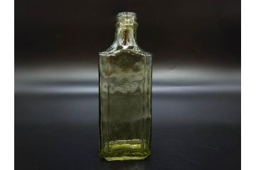 大正〜昭和初期　レトロ　エンボス　時を重ねた味わ深いガラス瓶6点セット(ソースボトル、白玉、三ツ矢、カゴメ、フマキラー、和ガラス、硝子、ビン、ボトル、花瓶、花入、花生、花器、一輪挿し)(R-082931)