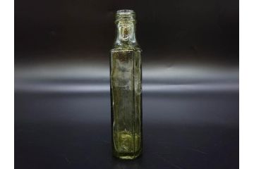 大正〜昭和初期　レトロ　エンボス　時を重ねた味わ深いガラス瓶6点セット(ソースボトル、白玉、三ツ矢、カゴメ、フマキラー、和ガラス、硝子、ビン、ボトル、花瓶、花入、花生、花器、一輪挿し)(R-082931)