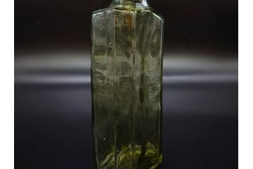 大正〜昭和初期　レトロ　エンボス　時を重ねた味わ深いガラス瓶6点セット(ソースボトル、白玉、三ツ矢、カゴメ、フマキラー、和ガラス、硝子、ビン、ボトル、花瓶、花入、花生、花器、一輪挿し)(R-082931)