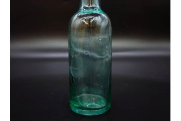 大正〜昭和初期　レトロ　エンボス　空間のアクセントになるガラス瓶7点セット(大日本麦酒株式会社、和ガラス、硝子、ビン、ボトル、花瓶、花入、花生、花器、一輪挿し)(R-082932)