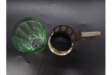 戦前　当時物　優雅な印象を感じるグラス4客セット(桜マーク、硝子、ガラス、コップホルダー付)(R-082936)