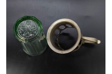 戦前　当時物　優雅な印象を感じるグラス4客セット(桜マーク、硝子、ガラス、コップホルダー付)(R-082936)