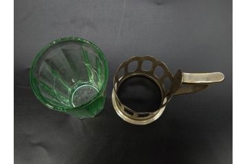 戦前　当時物　優雅な印象を感じるグラス4客セット(桜マーク、硝子、ガラス、コップホルダー付)(R-082936)