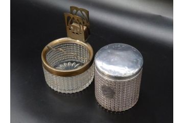 戦前　当時物　上品な佇まいの灰皿&小物入れ(アシュトレイ、キャニスター、硝子、ガラス、蓋付き)(R-082937)