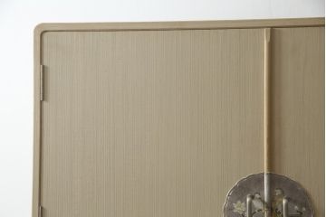 中古　伝統工芸士　永松修一作　秀鳳刻　上品な雰囲気漂う金具が魅力的な加茂総桐箪笥・上段(並厚、総桐たんす、着物箪笥、衣装箪笥、和タンス、引き出し)(R-082939)