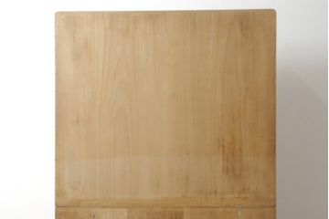 中古　伝統工芸士　永松修一作　秀鳳刻　上品な雰囲気漂う金具が魅力的な加茂総桐箪笥・上段(並厚、総桐たんす、着物箪笥、衣装箪笥、和タンス、引き出し)(R-082939)