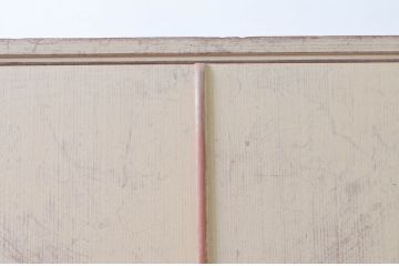 中古　伝統工芸品　金具に上品な花の図柄をあしらった加茂総桐箪笥・上段(胴丸、総桐たんす、着物箪笥、衣装箪笥、和タンス、引き出し)(R-082941)
