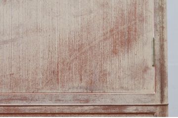中古　伝統工芸品　金具に上品な花の図柄をあしらった加茂総桐箪笥・上段(胴丸、総桐たんす、着物箪笥、衣装箪笥、和タンス、引き出し)(R-082941)