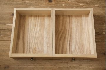 中古　美品　大阪泉州桐箪笥　特注　汚れが付きにくいメラミン化粧板を使った総桐箪笥・上段(総桐たんす、和たんす、和タンス、収納箪笥、衣装箪笥、チェスト、引き出し)(R-081760)