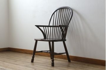 中古　美品　松本民芸家具　509C型　美しいシルエットが目を引くウィンザーチェア(ウインザーチェア、アームチェア、板座チェア、椅子、イス)(定価約17万円)(R-082956)