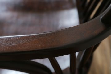 中古　美品　松本民芸家具　509C型　美しいシルエットが目を引くウィンザーチェア(ウインザーチェア、アームチェア、板座チェア、椅子、イス)(定価約17万円)(R-082956)