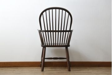 中古　美品　松本民芸家具　509C型　美しいシルエットが目を引くウィンザーチェア(ウインザーチェア、アームチェア、板座チェア、椅子、イス)(定価約17万円)(R-082956)