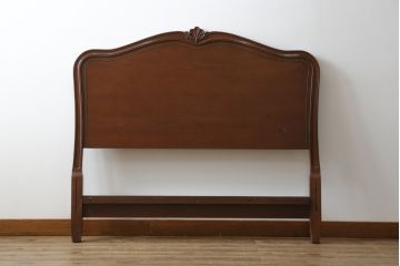 中古　DREXEL HERITAGE(ドレクセルヘリテイジ)　Touraine(ツーレイン)　重厚感と美しさを兼ね備えたクラシカルデザインのベッドフレーム(セミダブル)(R-082957)