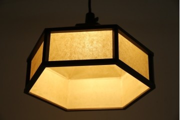 和製ビンテージ　松本民芸家具　落ち着いた色味で和モダンスタイルにぴったりな吊り下げ照明　(R-082958)