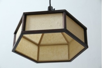 和製ビンテージ　松本民芸家具　落ち着いた色味で和モダンスタイルにぴったりな吊り下げ照明　(R-082958)