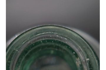 当時物　プレスガラス　レトロな味わい深いガラス瓶5点セット(ビン、醤油差し、あやめ、菖蒲、エンボス、花、桜、硝子)(R-082968)