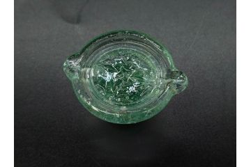 当時物　プレスガラス　レトロな味わい深いガラス瓶5点セット(ビン、醤油差し、あやめ、菖蒲、エンボス、花、桜、硝子)(R-082968)