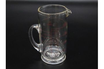 戦前　当時物　吹きガラス　落ち着いた佇まいの計量カップ2点セット(ジョッキ、花器、花瓶、花入、花生、フラワーベース、硝子、目盛付き)(R-082969)