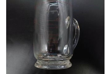 戦前　当時物　吹きガラス　落ち着いた佇まいの計量カップ2点セット(ジョッキ、花器、花瓶、花入、花生、フラワーベース、硝子、目盛付き)(R-082969)
