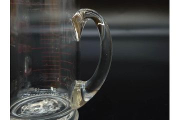戦前　当時物　吹きガラス　落ち着いた佇まいの計量カップ2点セット(ジョッキ、花器、花瓶、花入、花生、フラワーベース、硝子、目盛付き)(R-082969)