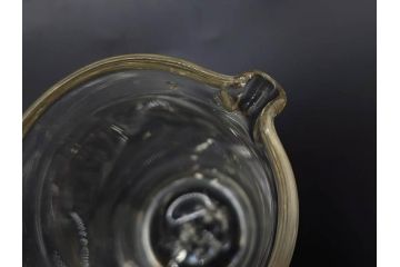 戦前　当時物　吹きガラス　落ち着いた佇まいの計量カップ2点セット(ジョッキ、花器、花瓶、花入、花生、フラワーベース、硝子、目盛付き)(R-082969)